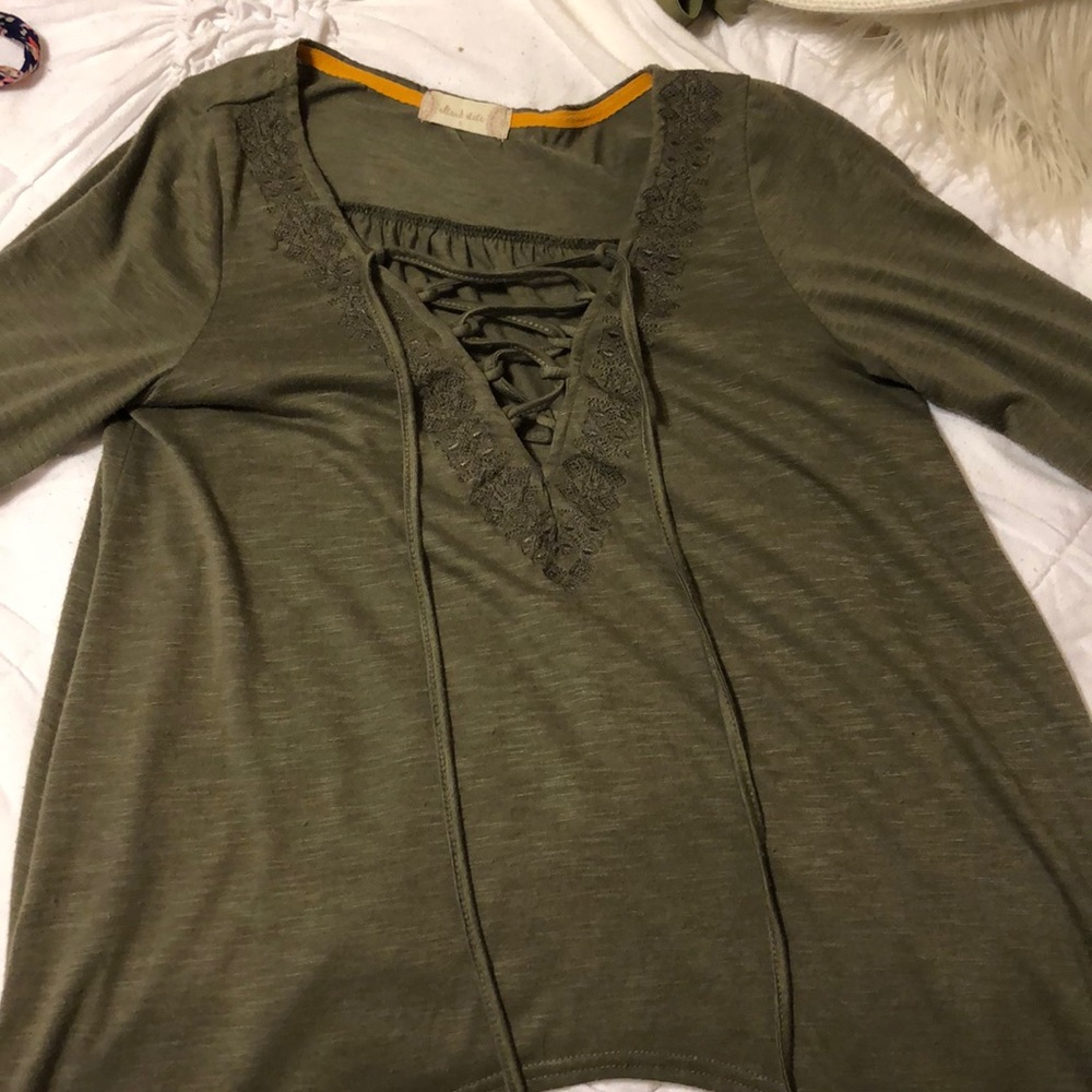 Long sleeve with lace up neckline